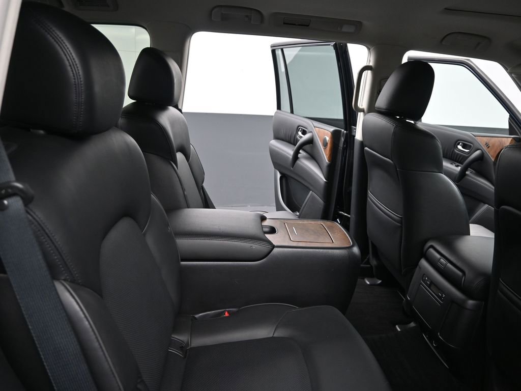 Used 2024 Nissan Armada SL w/ Captain's Chairs Package image 12
