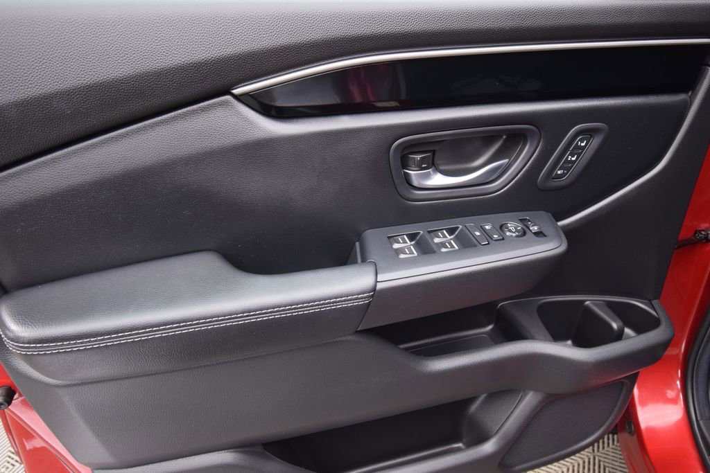 Used 2025 Honda Pilot EX-L image 26