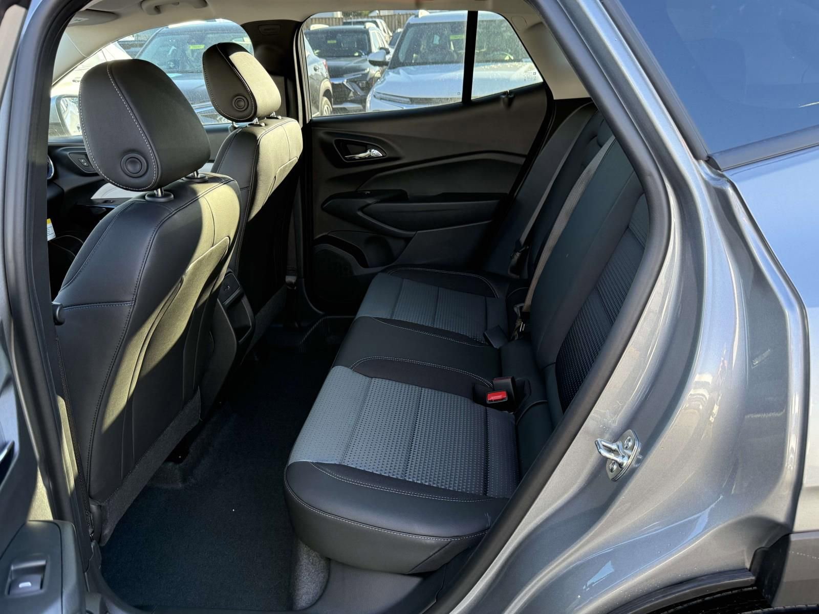 New 2026 Chevrolet Trax LT w/ Driver Confidence Package FWD image 20