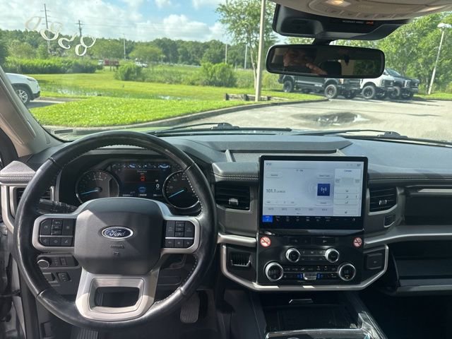 Certified 2024 Ford Expedition XLT RWD image 12