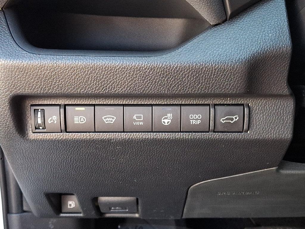 Certified 2024 Toyota RAV4 XSE w/ Advanced Technology Package AWD/4WD image 30