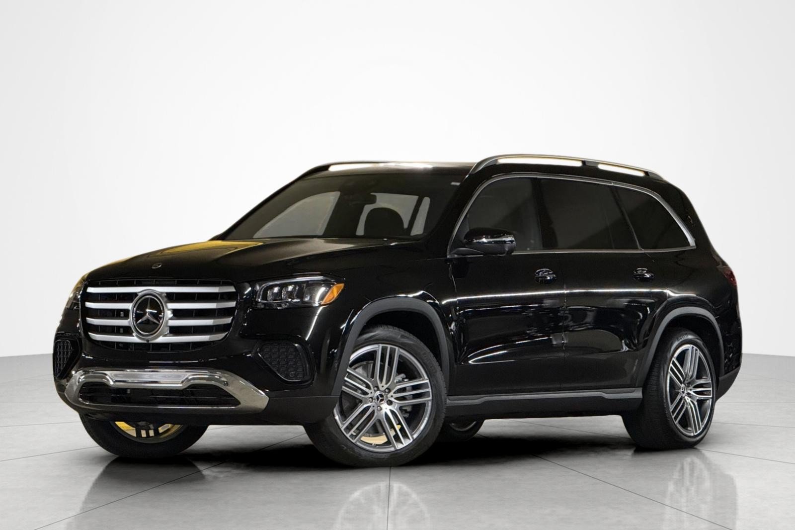New 2026 Mercedes-Benz GLS 450 4MATIC