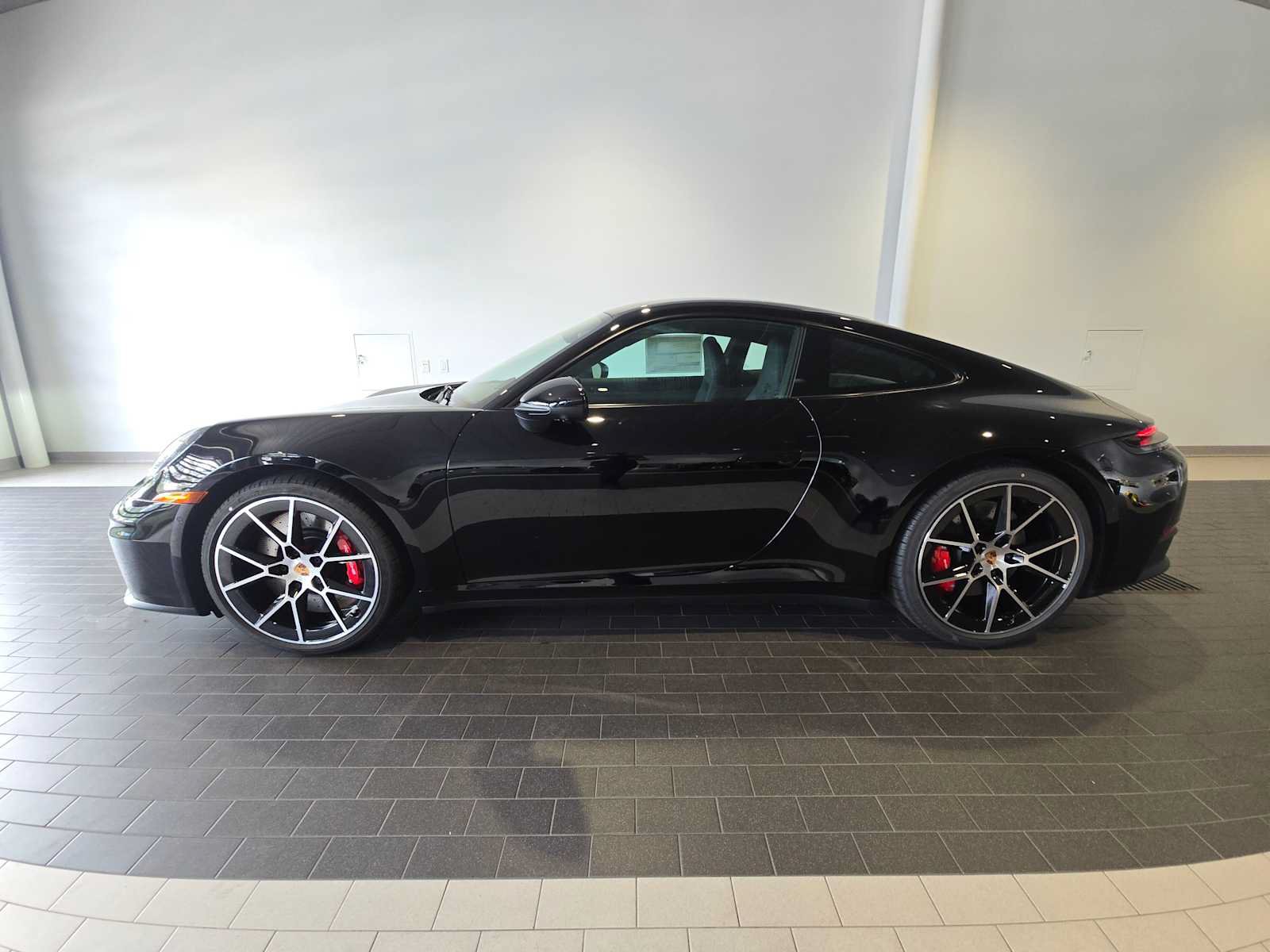 New 2026 Porsche 911 Carrera 4S AWD/4WD image 2