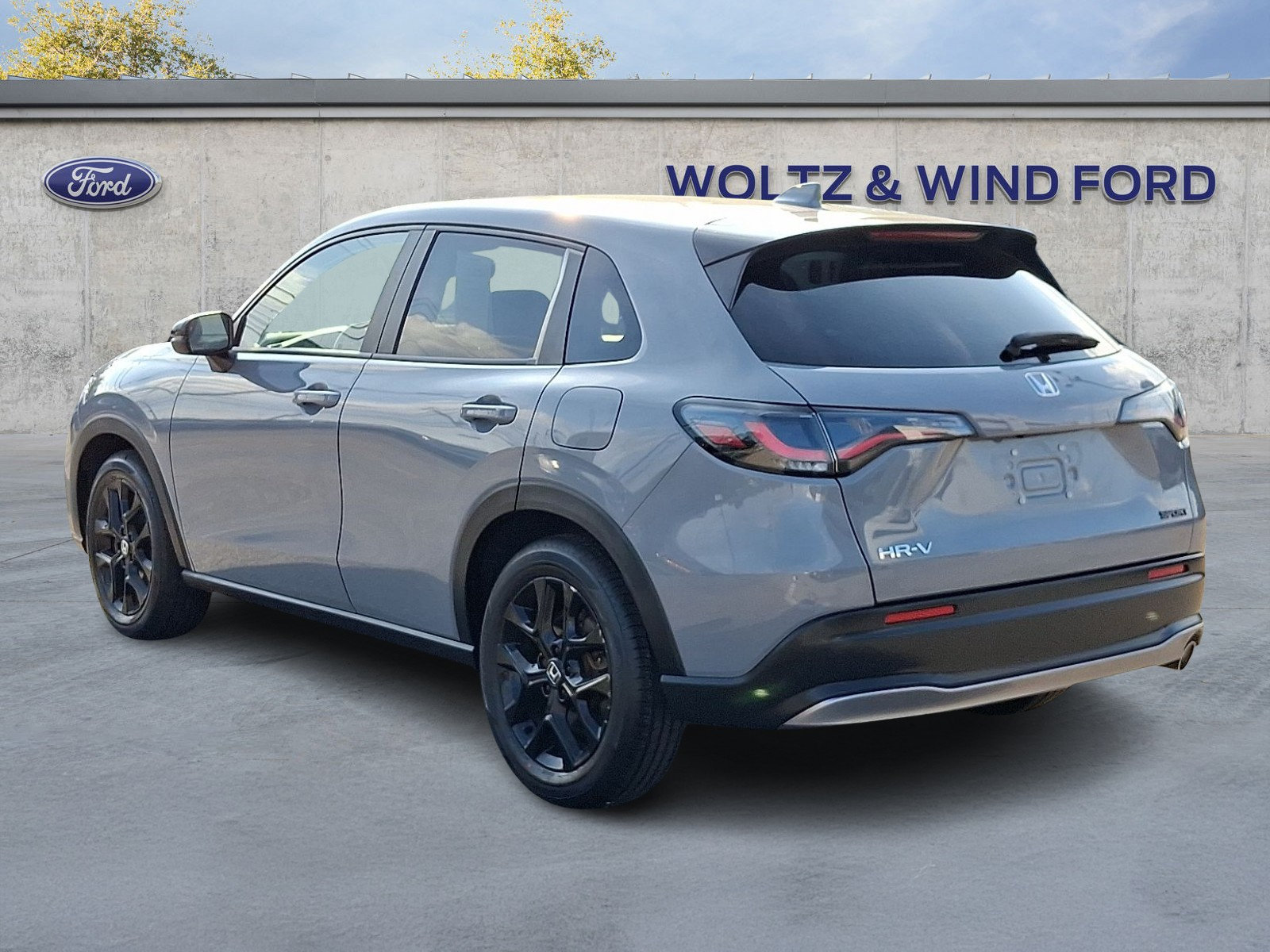 Used 2025 Honda HR-V Sport image 4