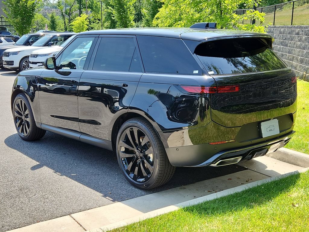 New 2026 Land Rover Range Rover Sport SE AWD/4WD image 12