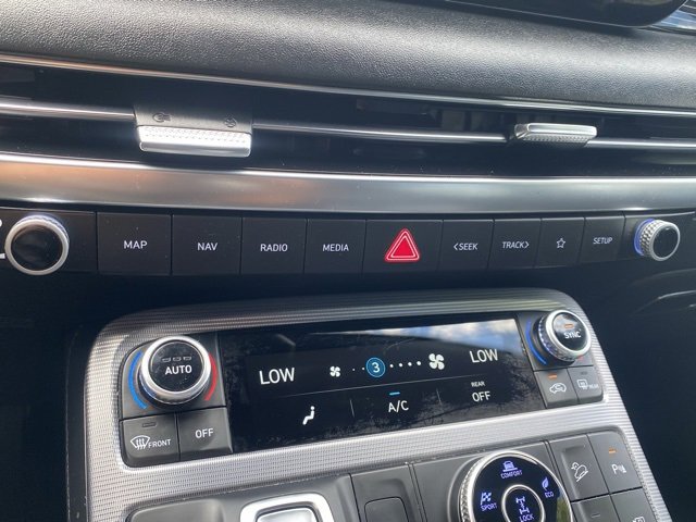 Used 2024 Hyundai Palisade Calligraphy image 24