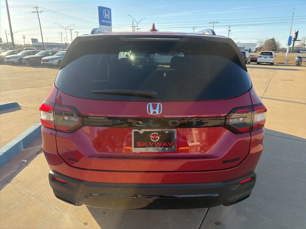 New 2026 Honda Pilot Sport image 25