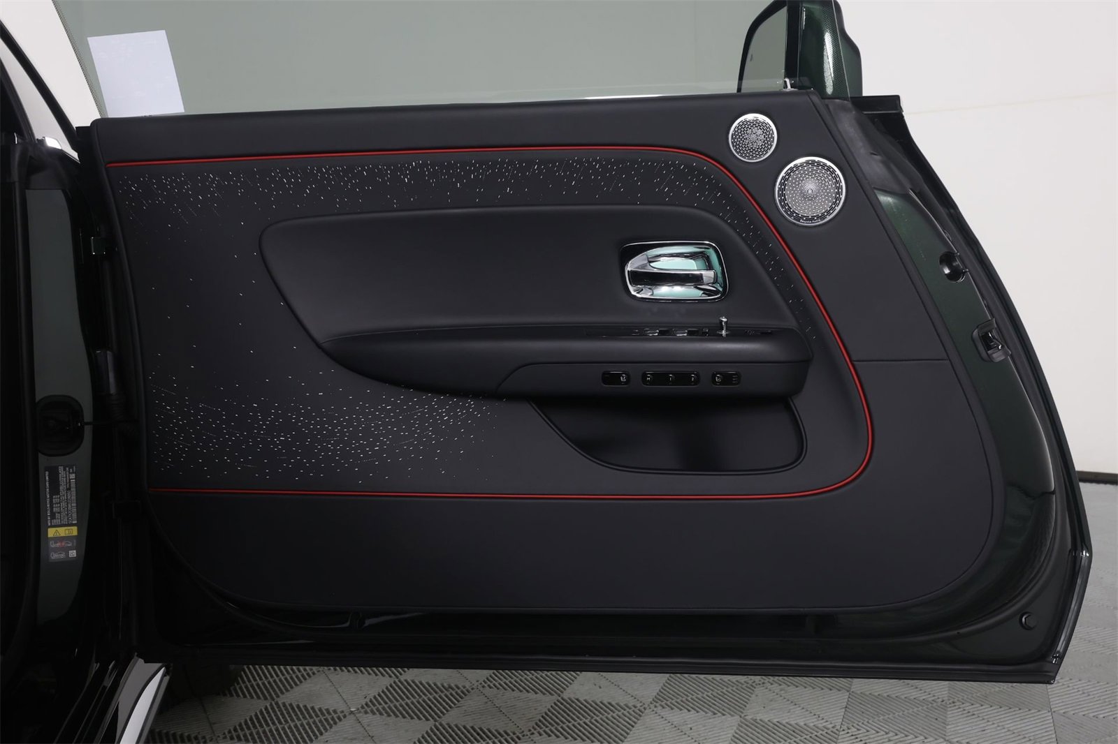 Certified 2024 Rolls-Royce Spectre w/ Spectre Launch Package image 21