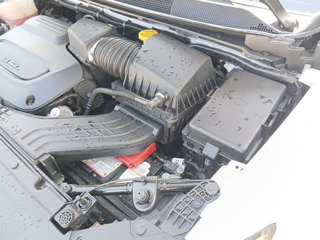 Used 2024 Chrysler Pacifica Touring-L image 46