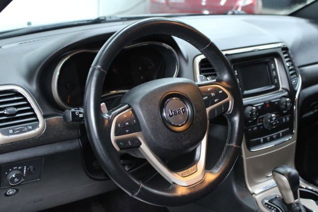 Used 2016 Jeep Grand Cherokee Laredo w/ Quick Order Package 23E RWD image 12