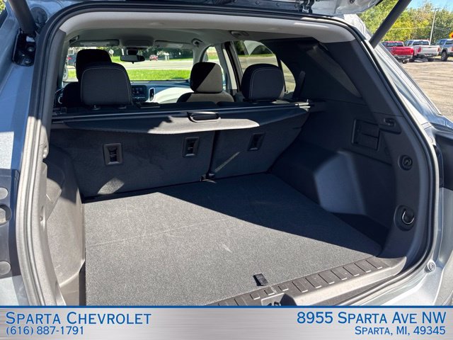 Used 2024 Chevrolet Equinox LT w/ Driver Convenience Package AWD/4WD image 28