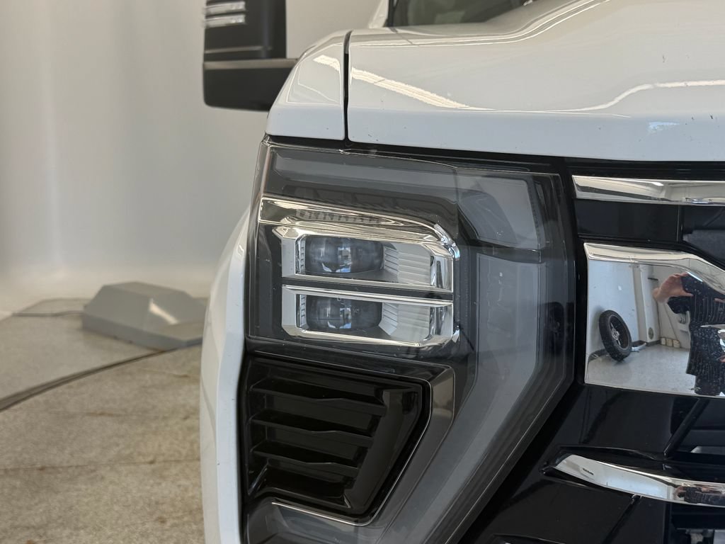 Used 2024 Chevrolet Silverado 3500 LTZ w/ LTZ Plus Package AWD/4WD image 9
