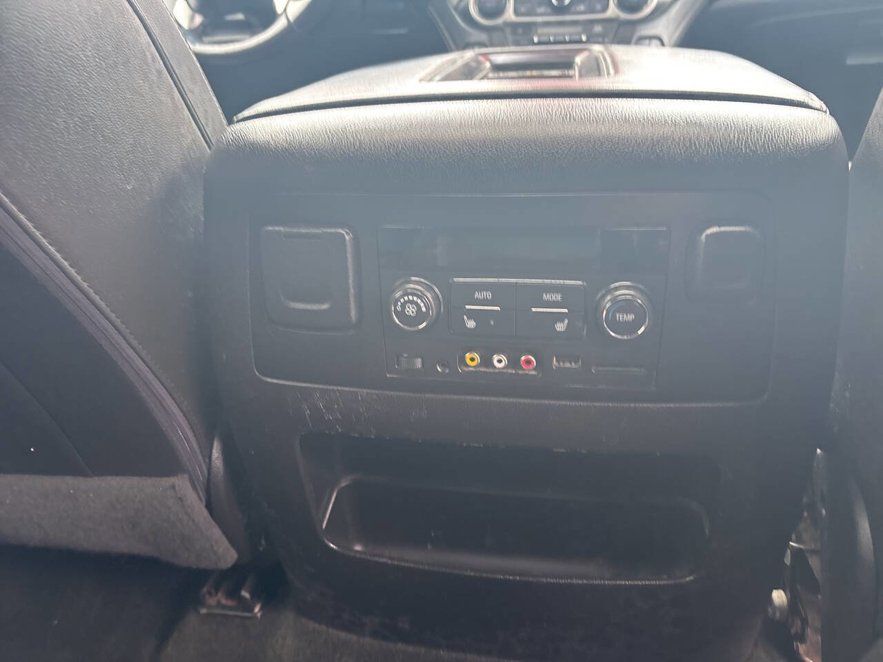 Used 2016 Chevrolet Suburban LT AWD/4WD image 21