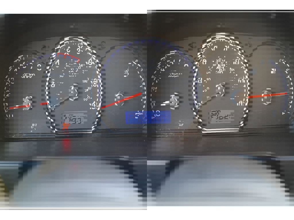 Used 2010 Hyundai Elantra GLS image 5