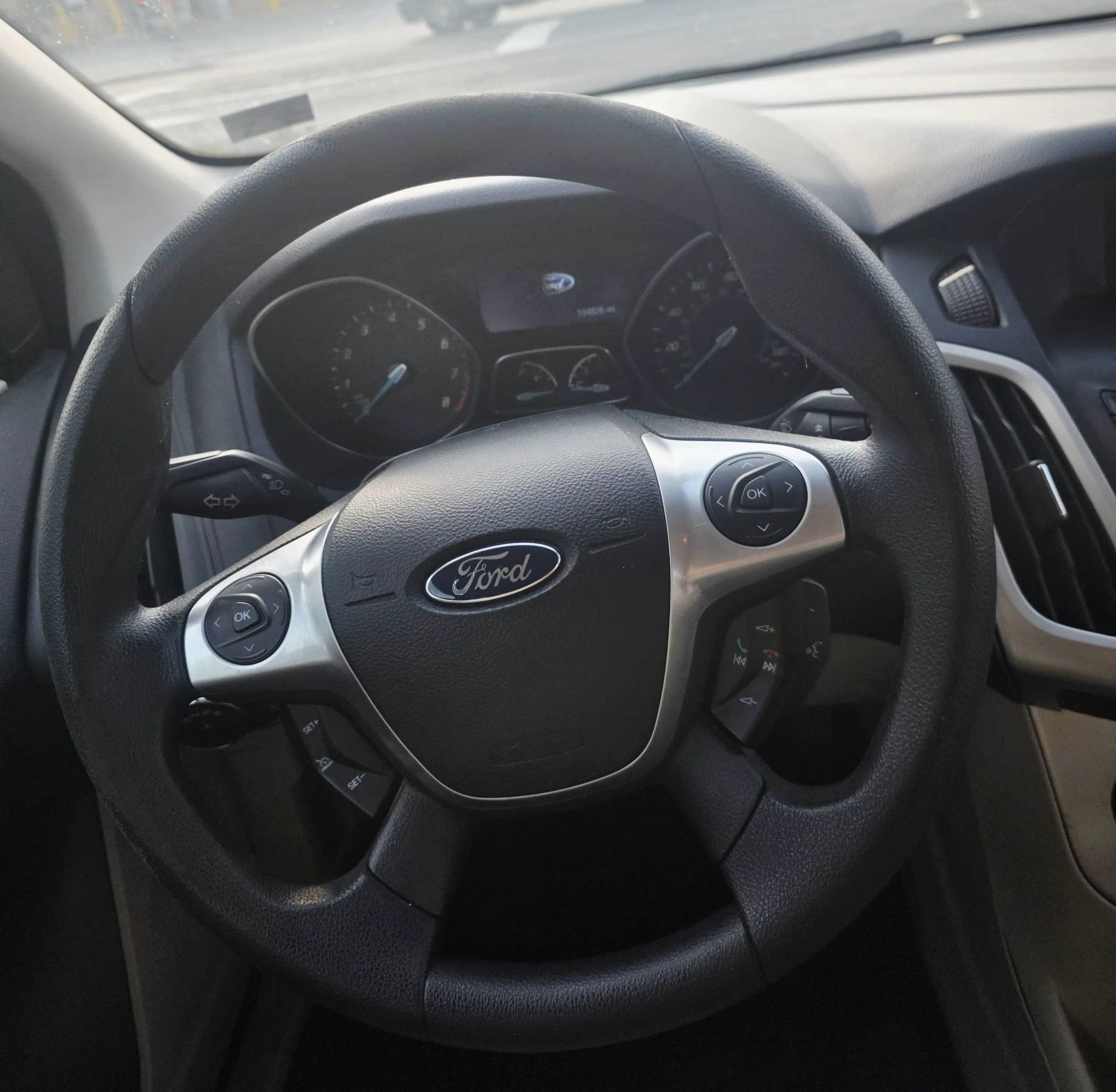 Used 2013 Ford Focus SE FWD image 19