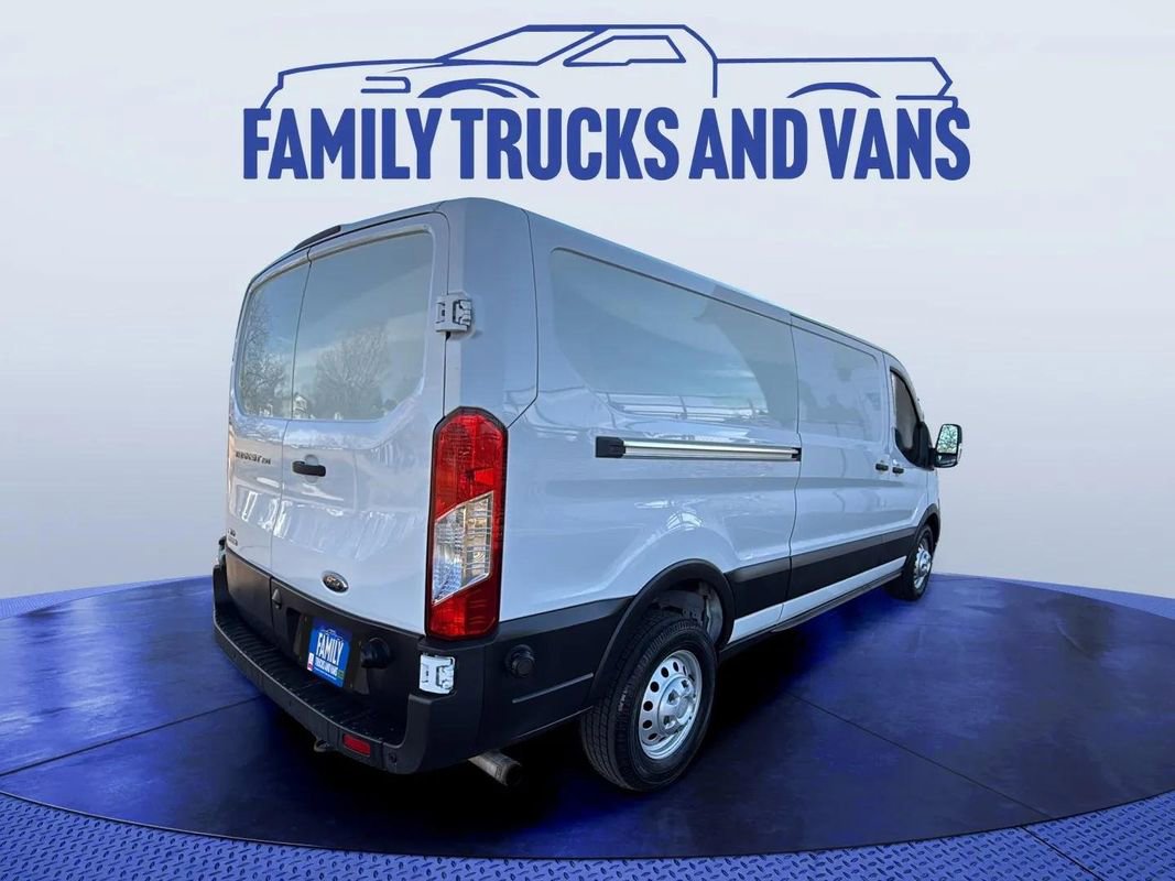 Used 2020 Ford Transit 150 Low Roof AWD image 5