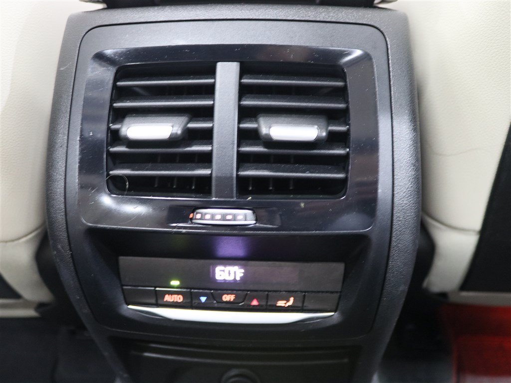 Used 2018 BMW X3 xDrive30i AWD/4WD image 22