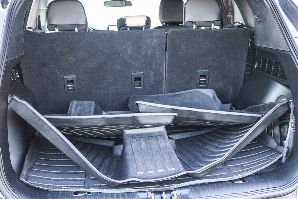 Used 2021 Ford Escape SEL w/ Technology Package FWD image 26