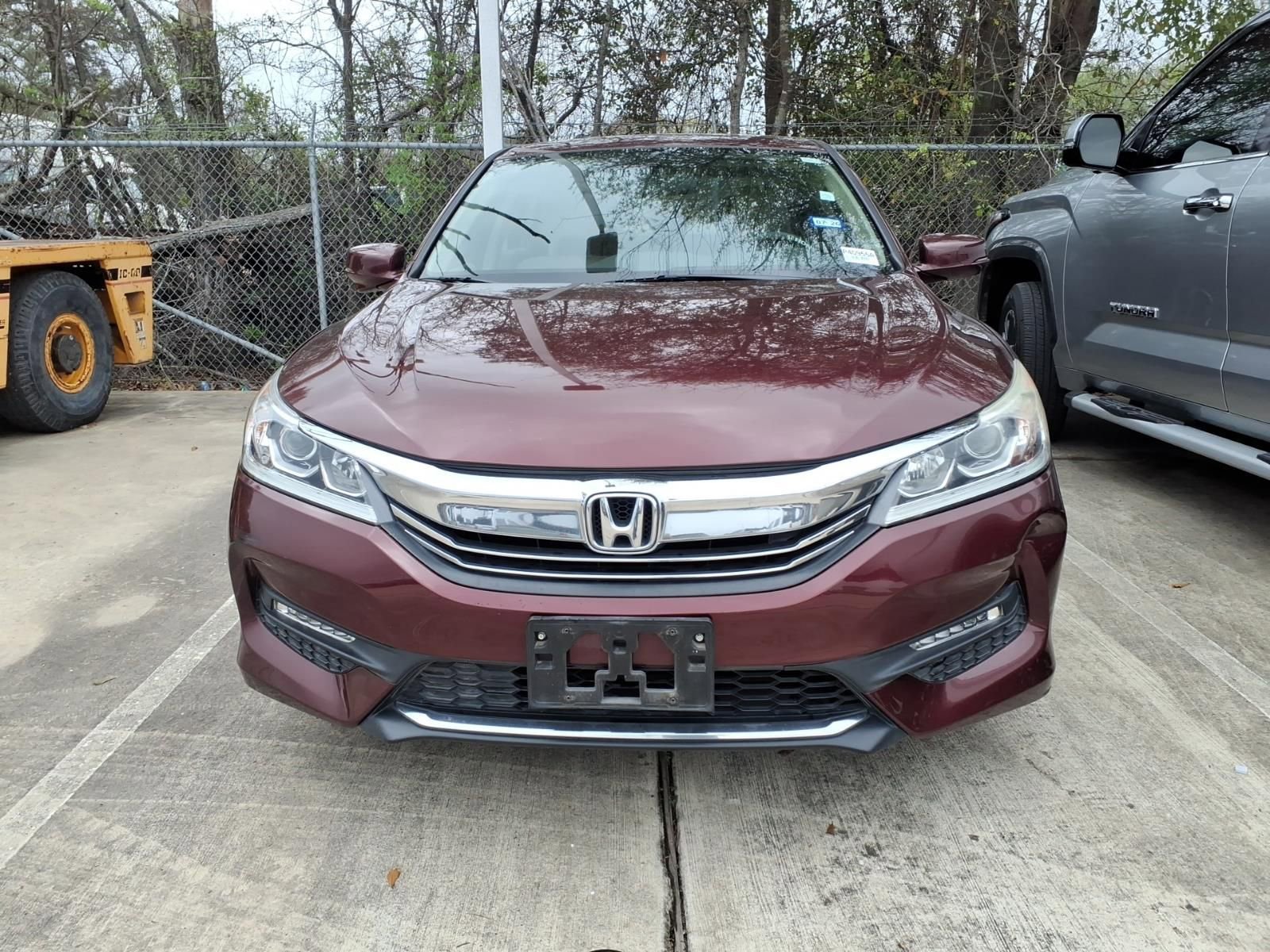 Used 2016 Honda Accord EX image 3