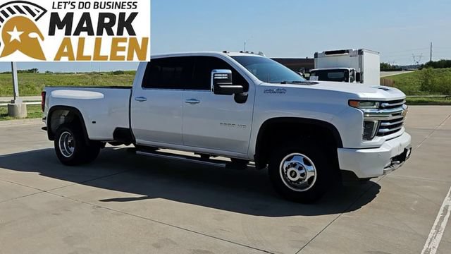Used 2021 Chevrolet Silverado 3500 High Country w/ Technology Package AWD/4WD image 2