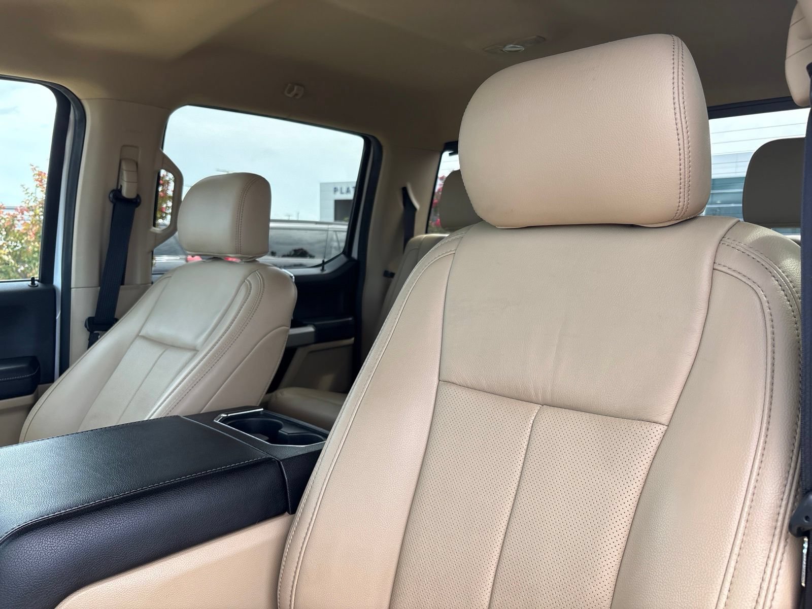 Used 2021 Ford F250 Lariat w/ Tremor Off-Road Package AWD/4WD image 18