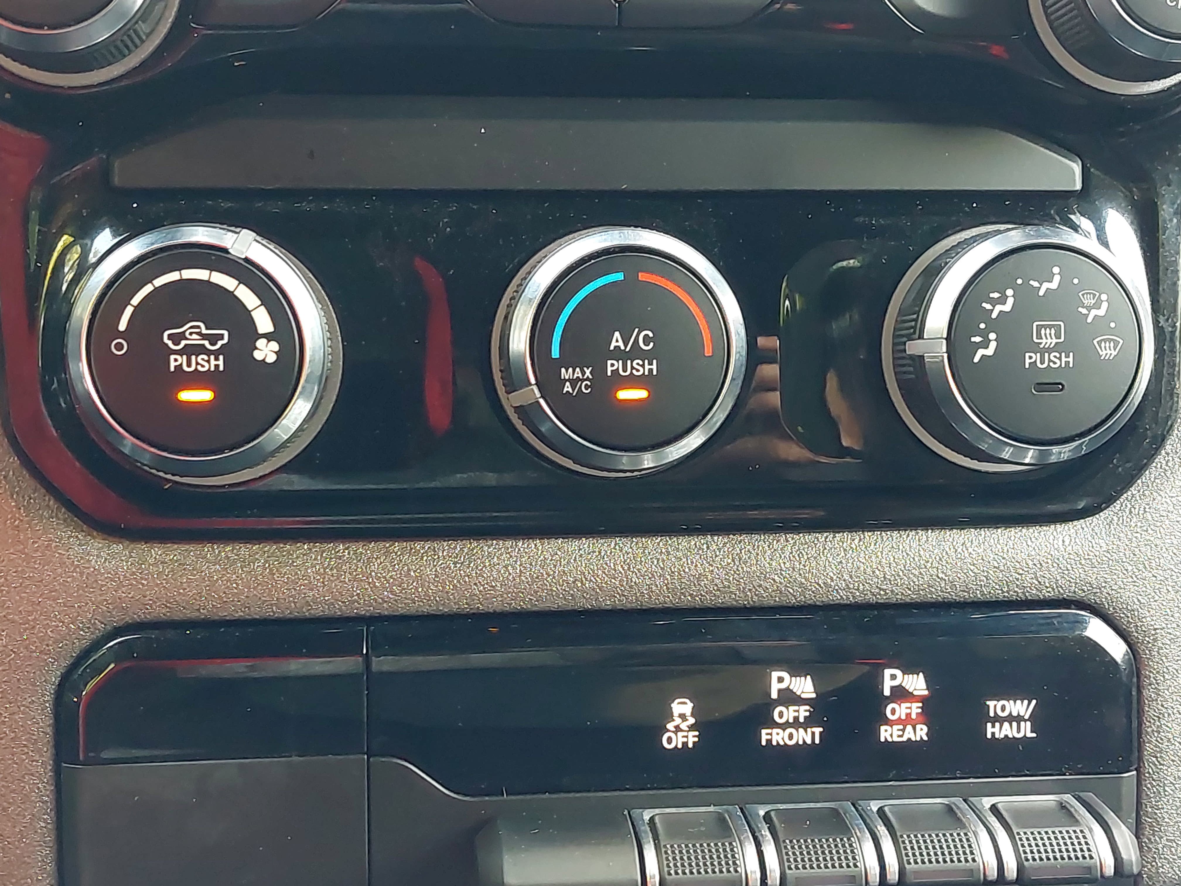 Used 2025 RAM 1500 Tradesman AWD/4WD image 22