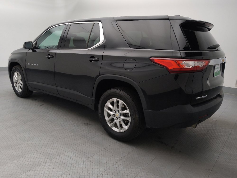Used 2021 Chevrolet Traverse LS w/ LPO, Floor Liner Package FWD image 3