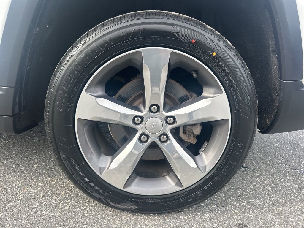 Used 2021 Jeep Grand Cherokee L Limited w/ Luxury Tech Group II image 34