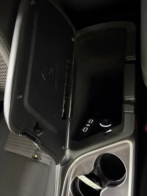 Used 2019 Dodge Challenger R/T RWD image 41