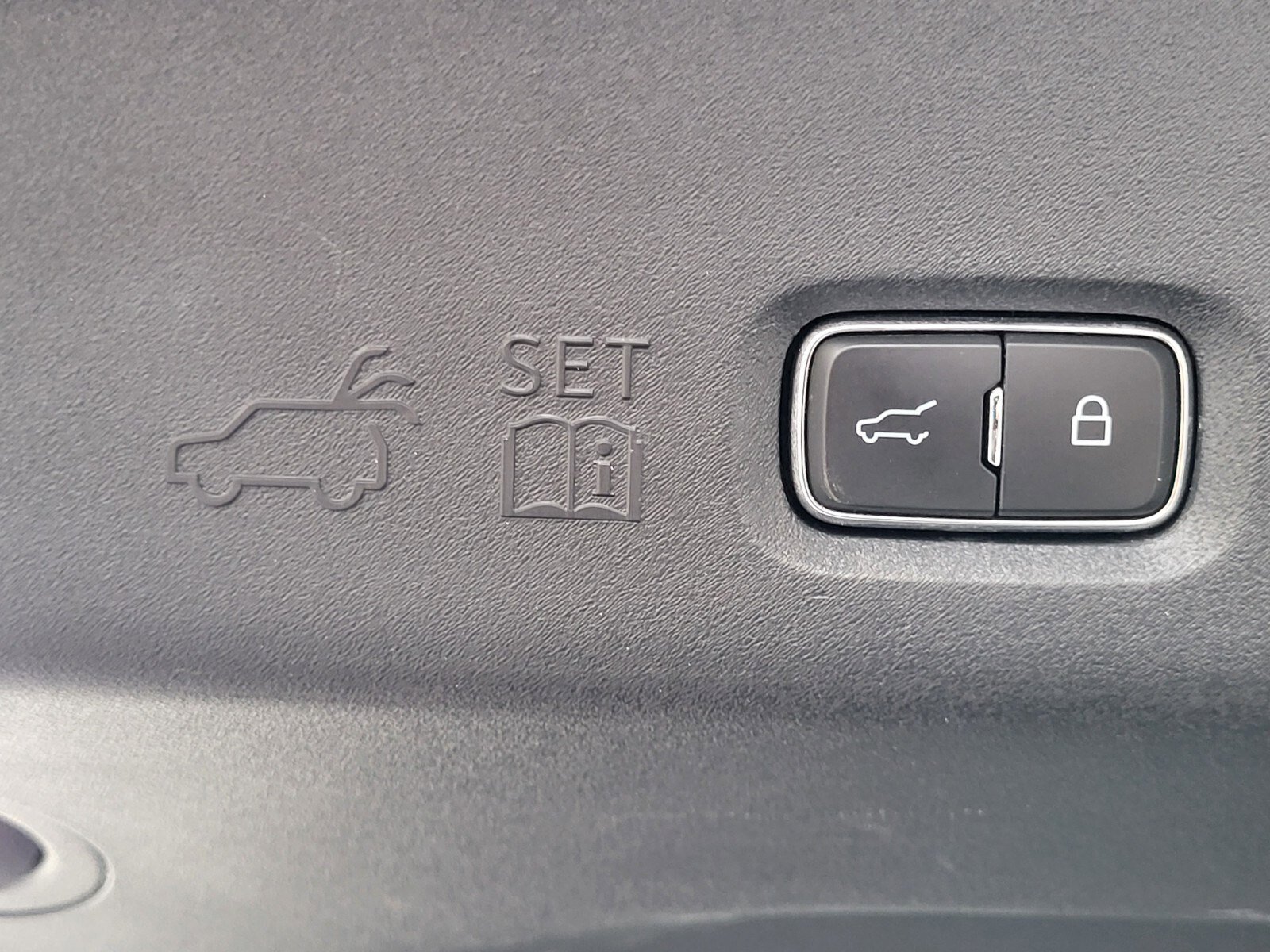 Certified 2025 Ford Expedition Platinum image 33