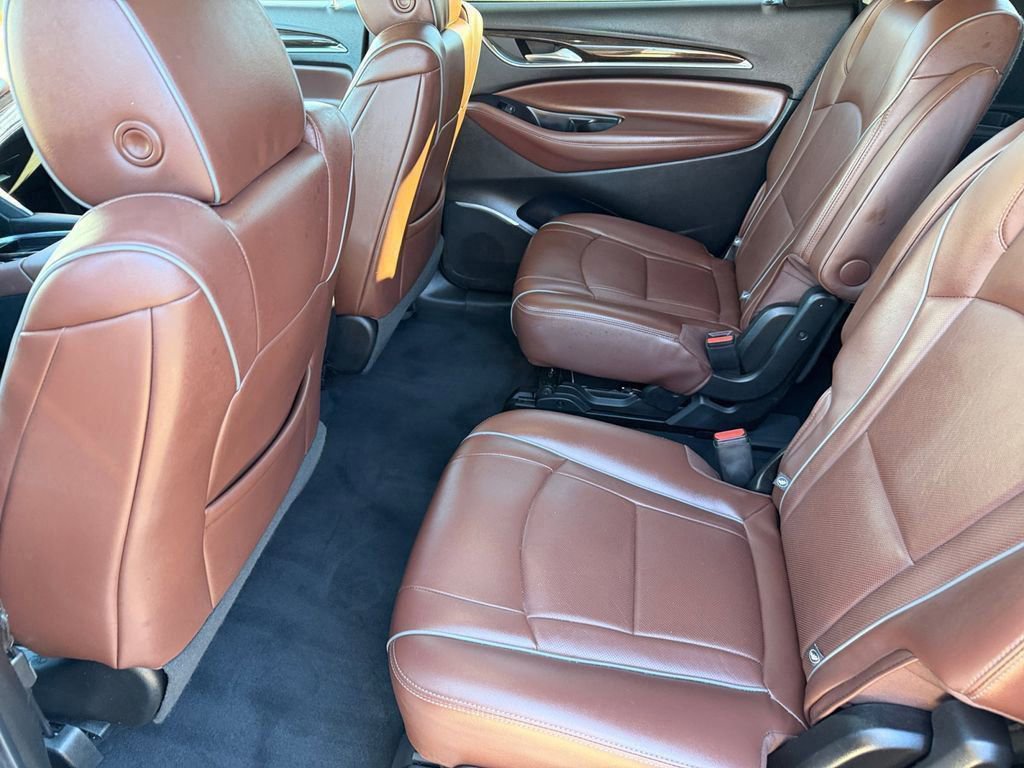 Used 2021 Buick Enclave Avenir w/ Avenir Technology Package image 11