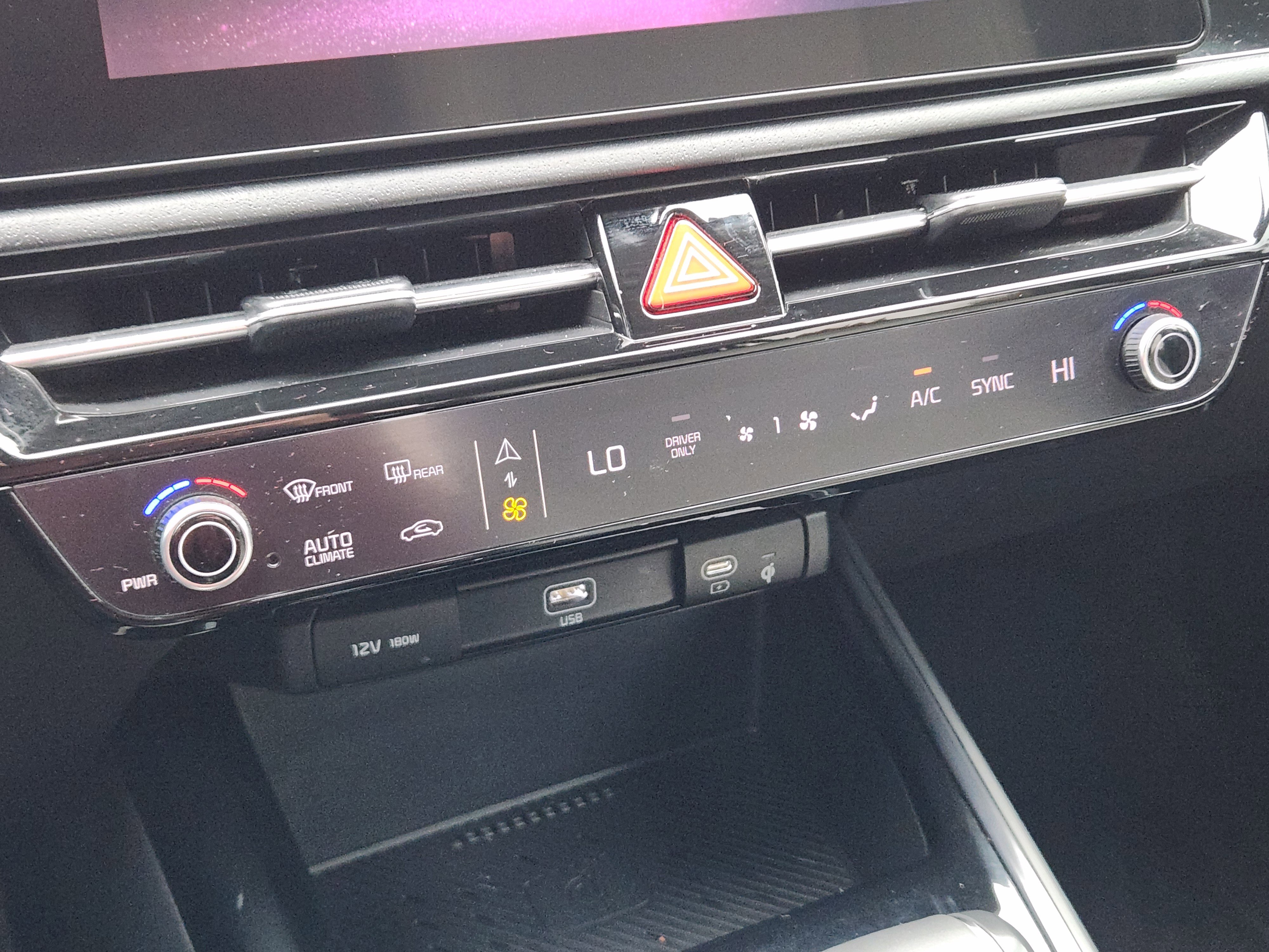 Used 2023 Kia Niro EX image 21