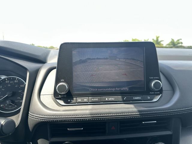 Used 2024 Nissan Rogue SV image 24