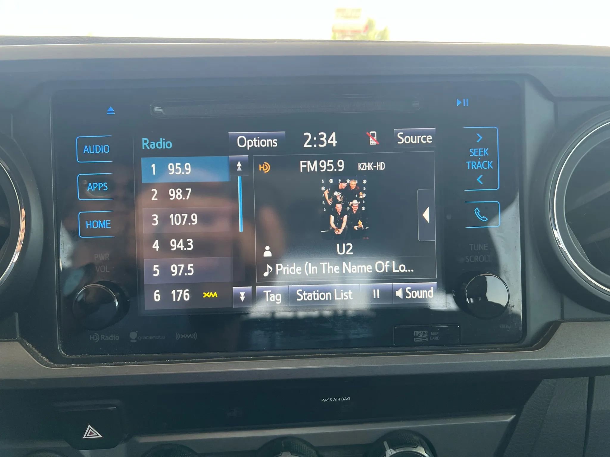 Used 2019 Toyota Tacoma TRD Off-Road image 14