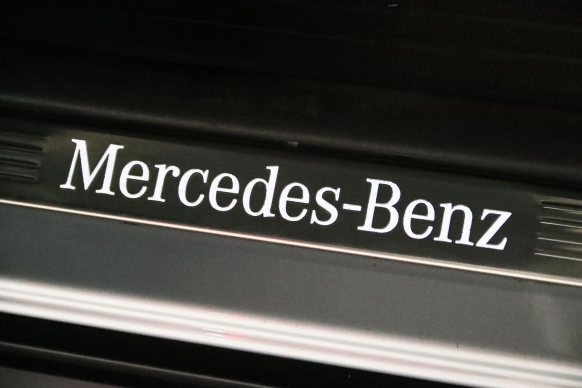 Used 2023 Mercedes-Benz GLS 450 4MATIC image 88