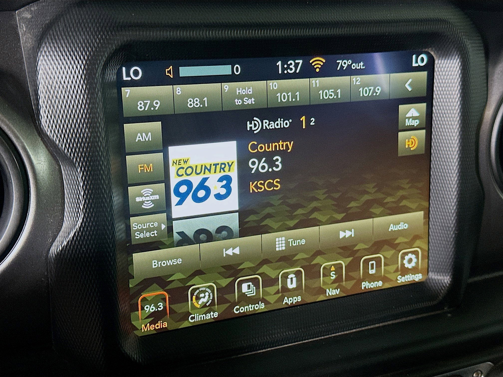 Used 2023 Jeep Wrangler Unlimited AWD/4WD image 19