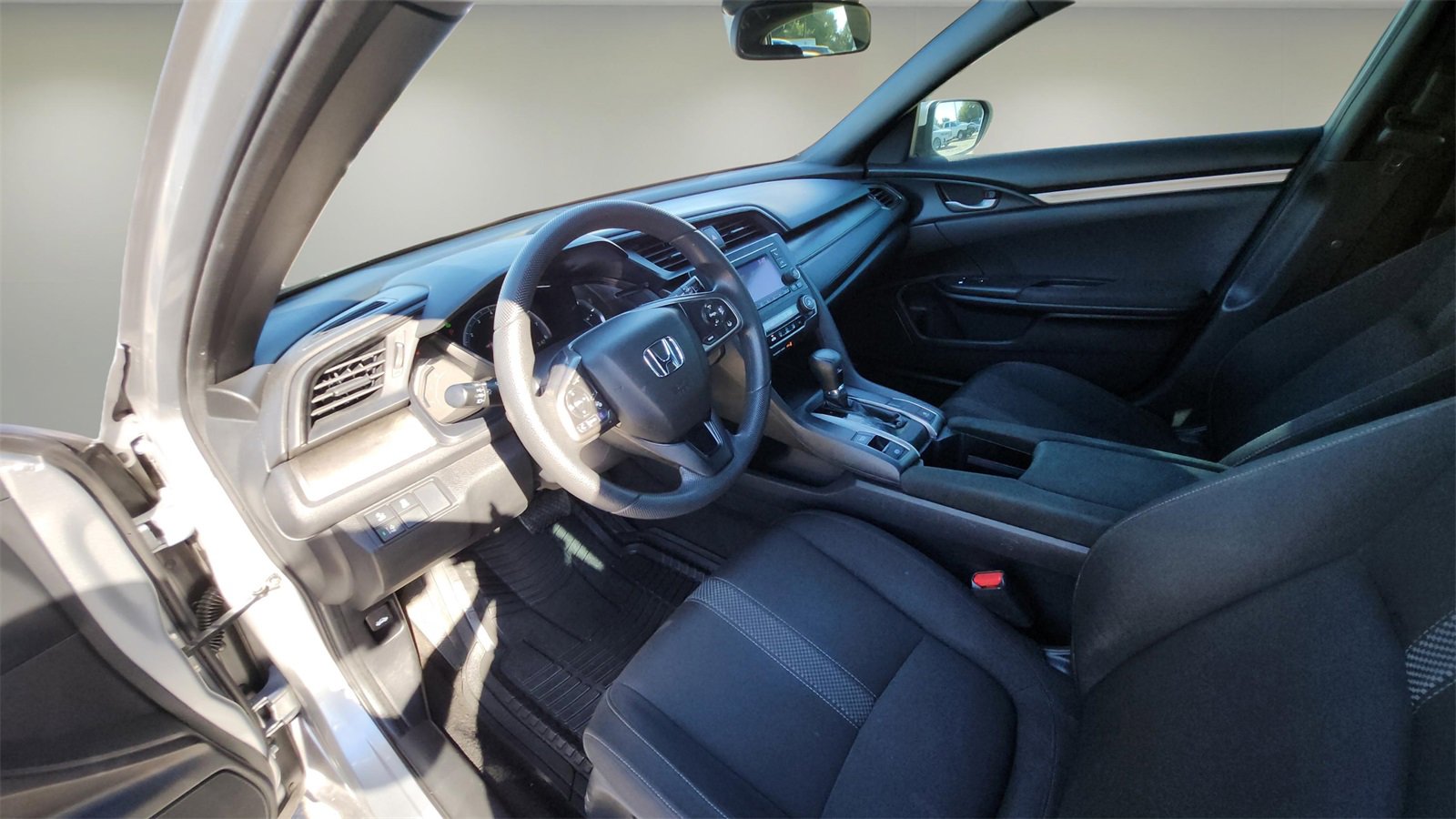 Used 2020 Honda Civic LX image 12