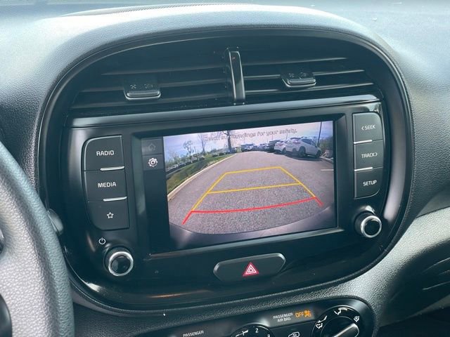 Used 2022 Kia Soul LX FWD image 19