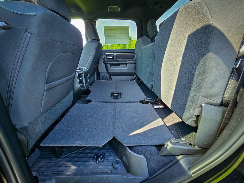 New 2027 RAM 3500 Big Horn AWD/4WD image 38
