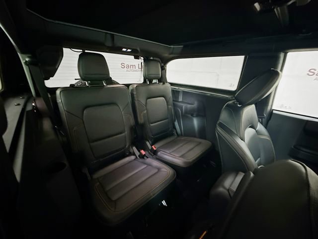 Used 2024 Ford Bronco Badlands image 25