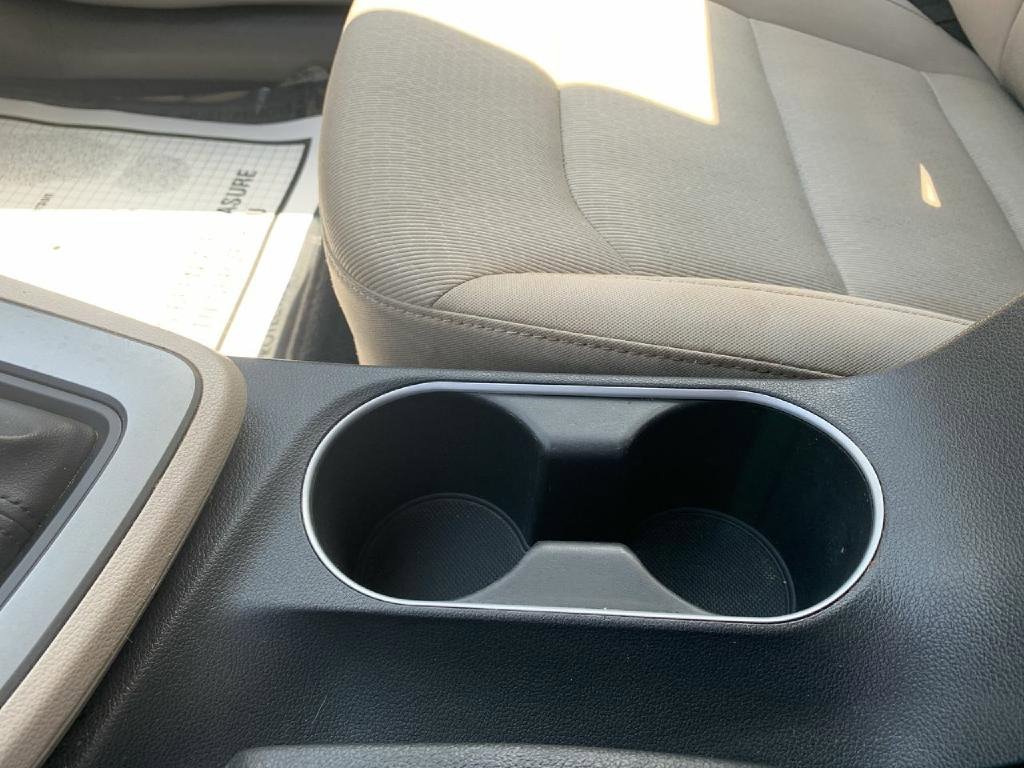 Used 2017 Hyundai Elantra SE image 29