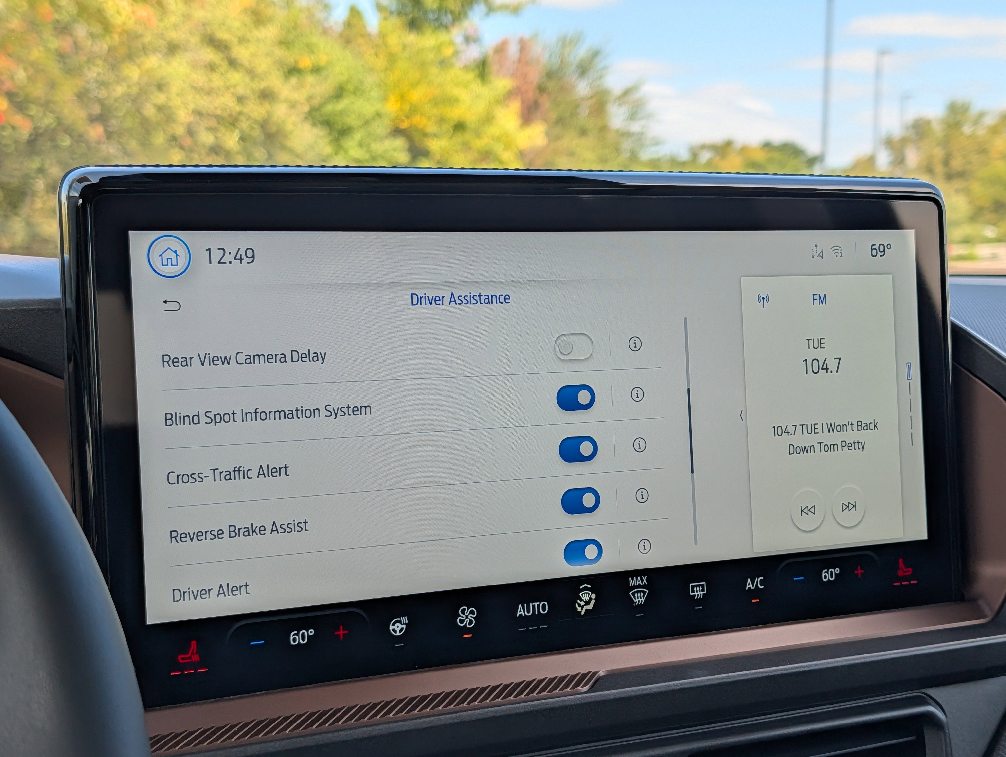 New 2025 Ford Bronco Sport Outer Banks w/ Outer Banks Tech Package+ AWD/4WD image 21