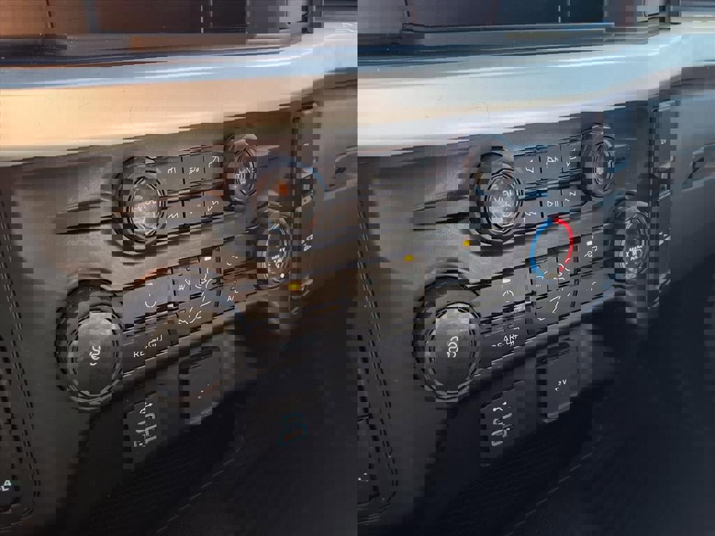 Used 2024 Ford F350 XL w/ 360-Degree Camera Package image 24