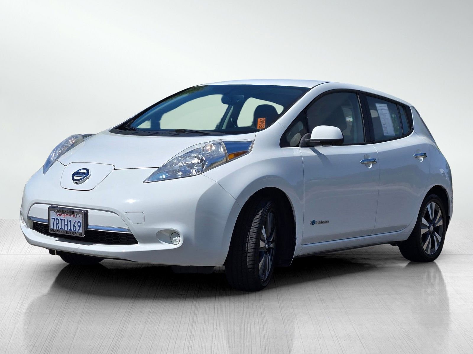 Used 2016 Nissan Leaf SV w/ Premium Package FWD image 11