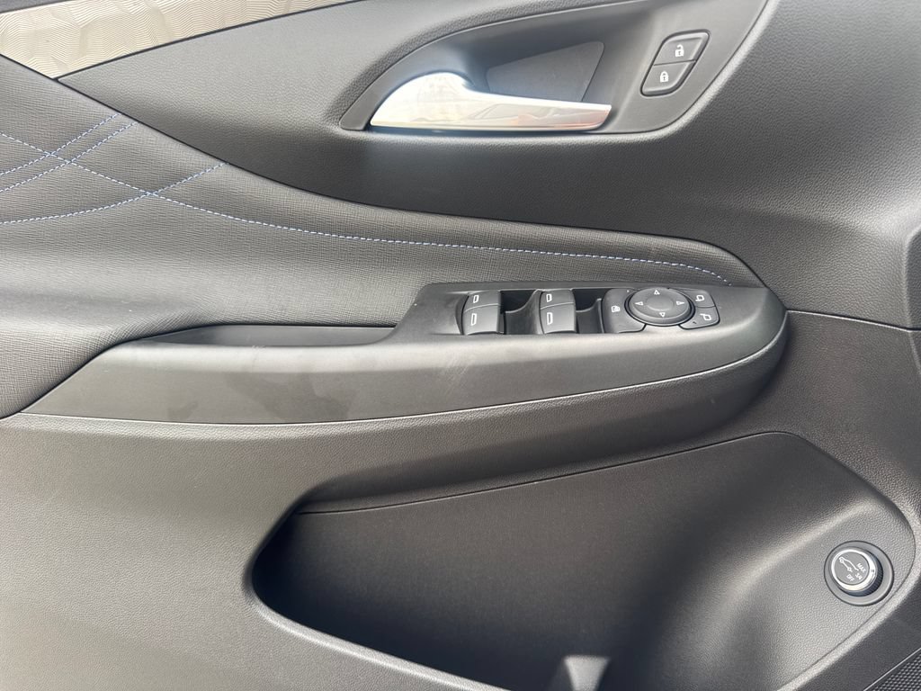 New 2026 Buick Envista Sport Touring w/ Convenience I Package FWD image 15