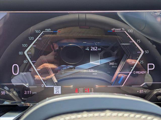 New 2025 BMW i7 xDrive60 image 10