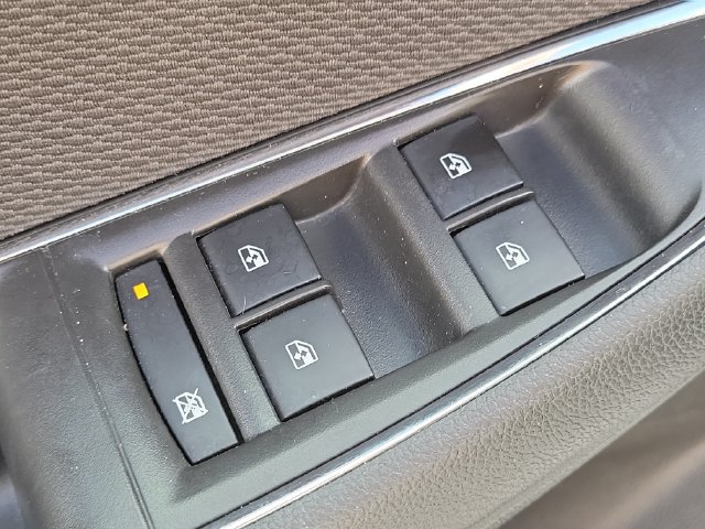 Used 2016 Chevrolet Cruze LT w/ Convenience Package FWD image 22