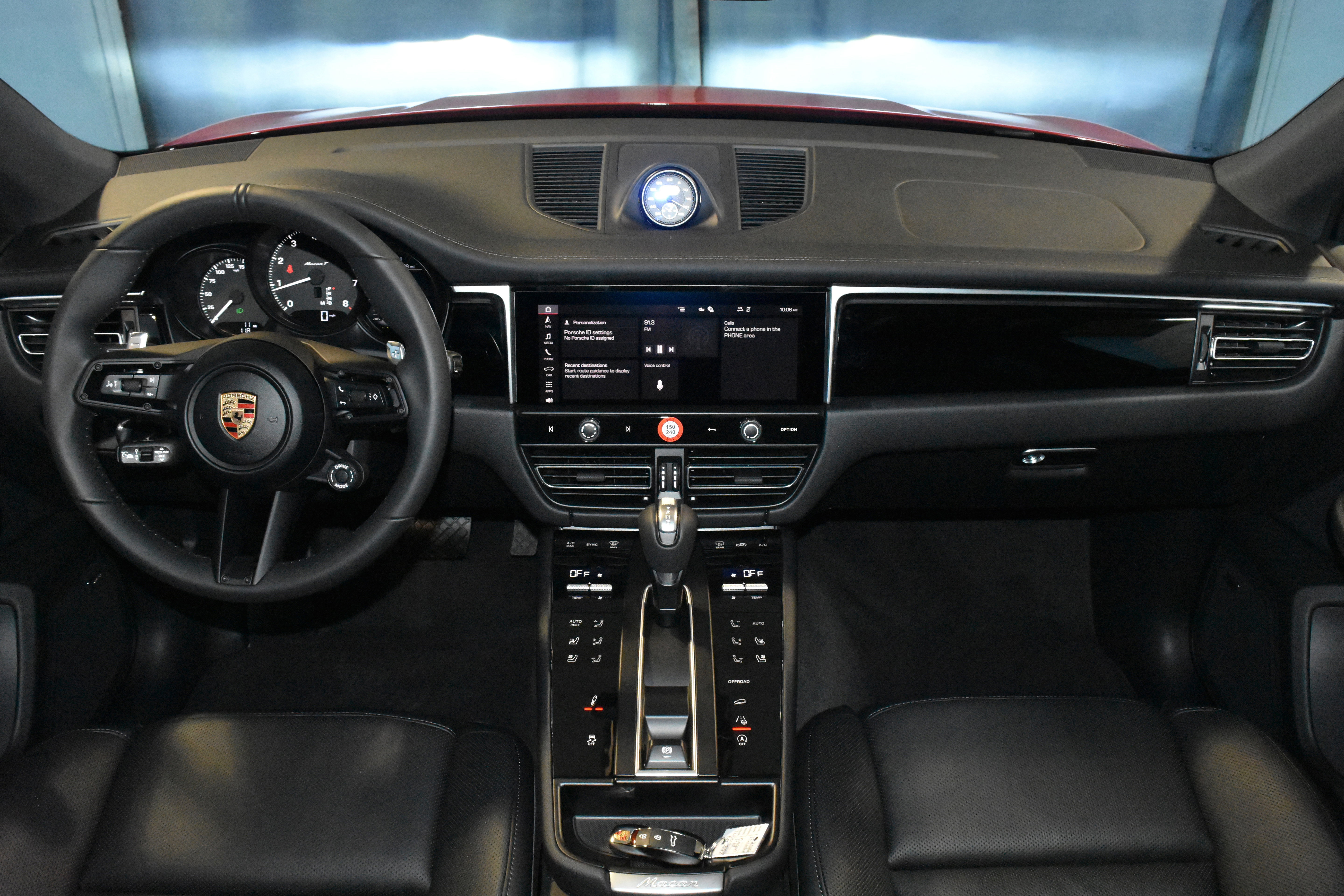 New 2026 Porsche Macan Turbo image 9