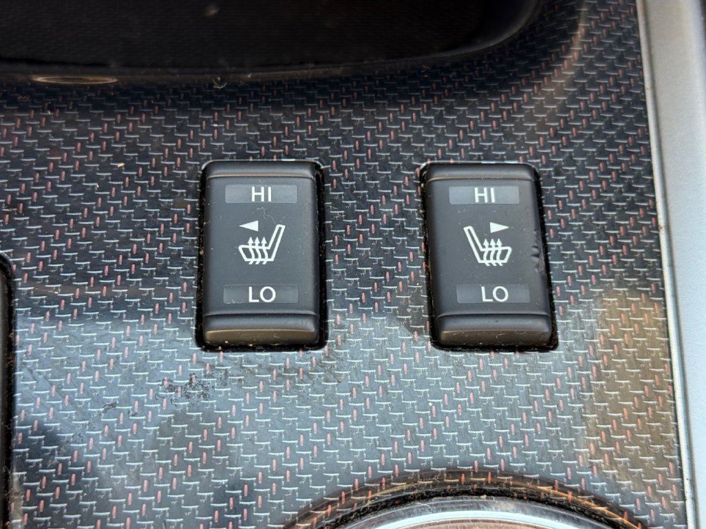 Used 2019 Nissan Pathfinder SL AWD/4WD image 35