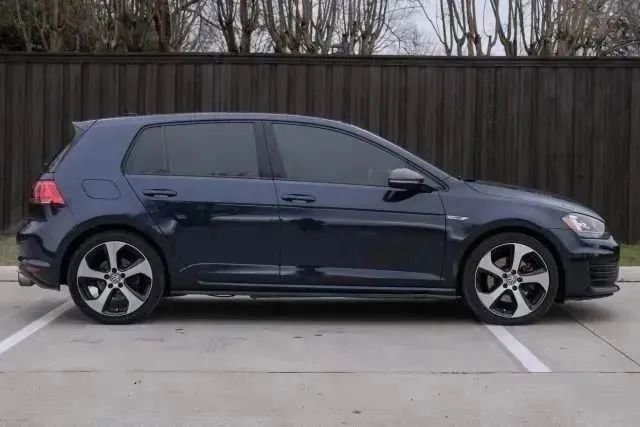 Used 2016 Volkswagen GTI SE w/ Lighting Package (SEL) image 10